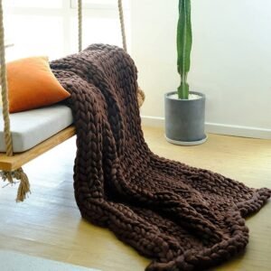 cozy brown chunky knit blanket - 50x50 cm