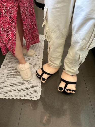 Click to view full screen Funny cartoon slippers for men photo review