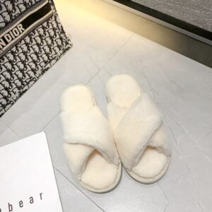Women's warm fuzzy slippers - White, 4-5