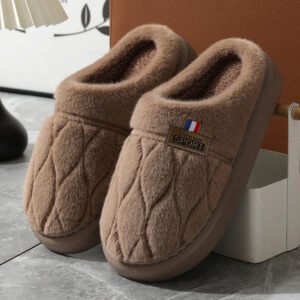 cozy men's fur lined slippers - Brown